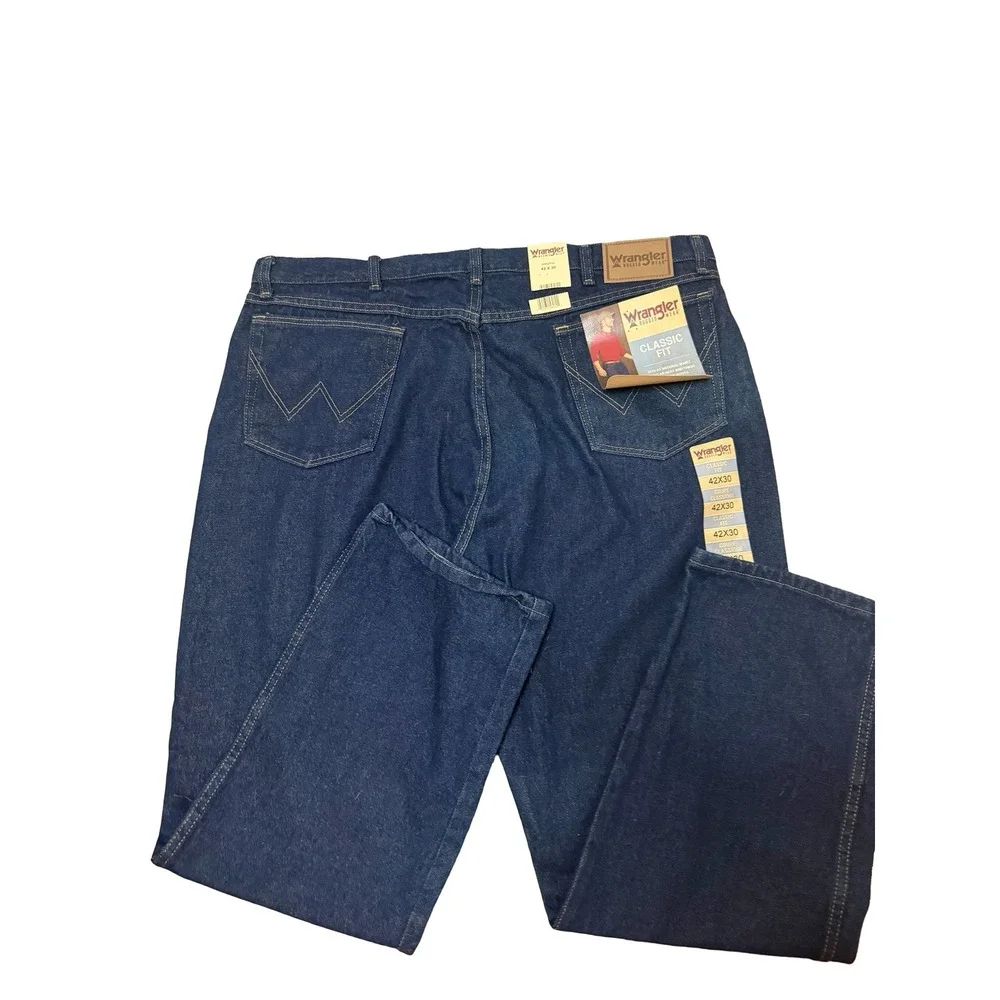 Wrangler rugged wear